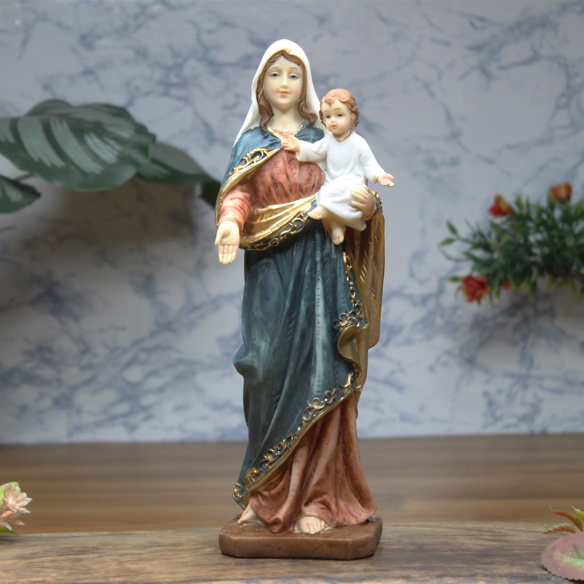 Wonderland Mother Mary with baby Jesus statue, christmas decoration, home decoration