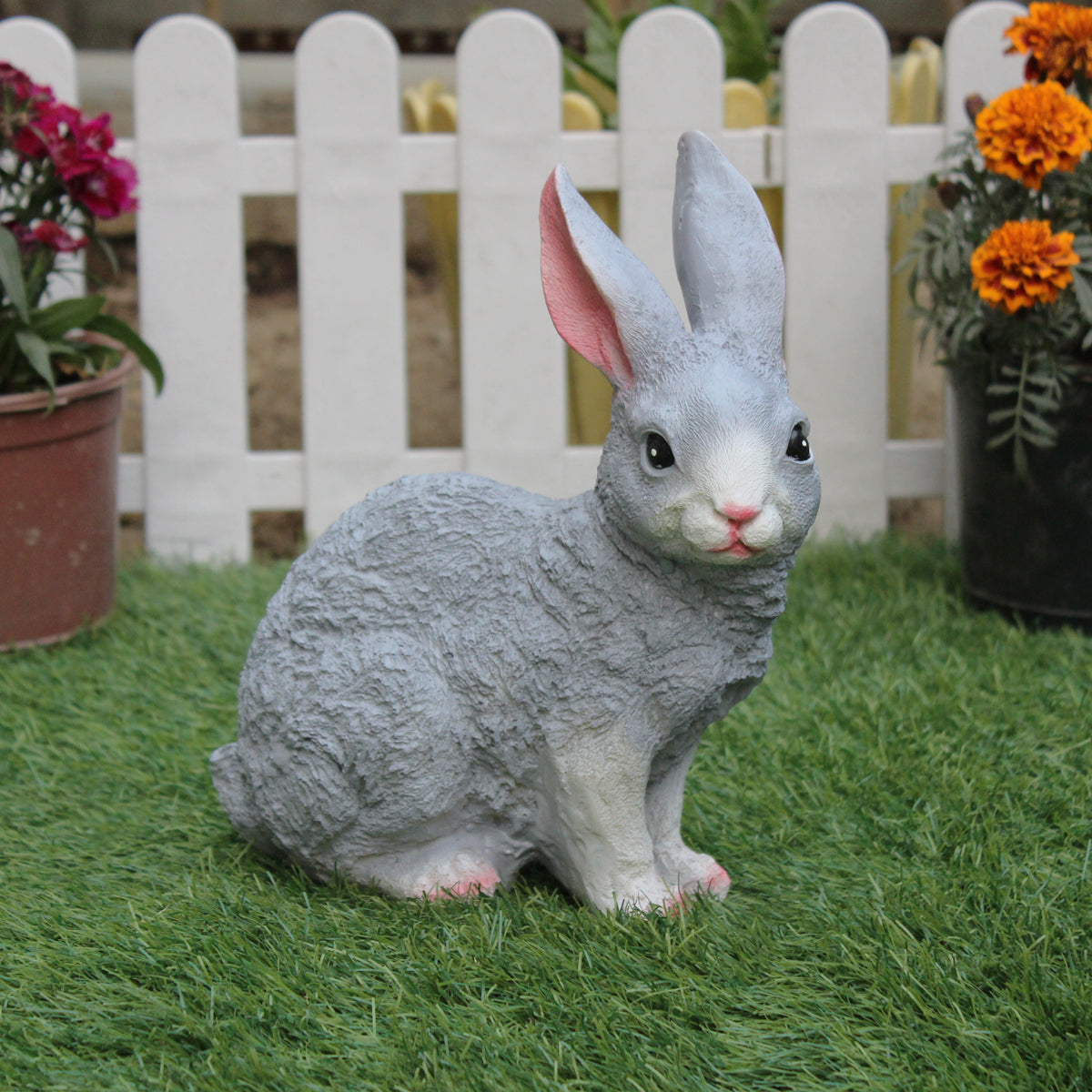 Wonderland resin garden decor Cute Sitting Rabbit (Grey)