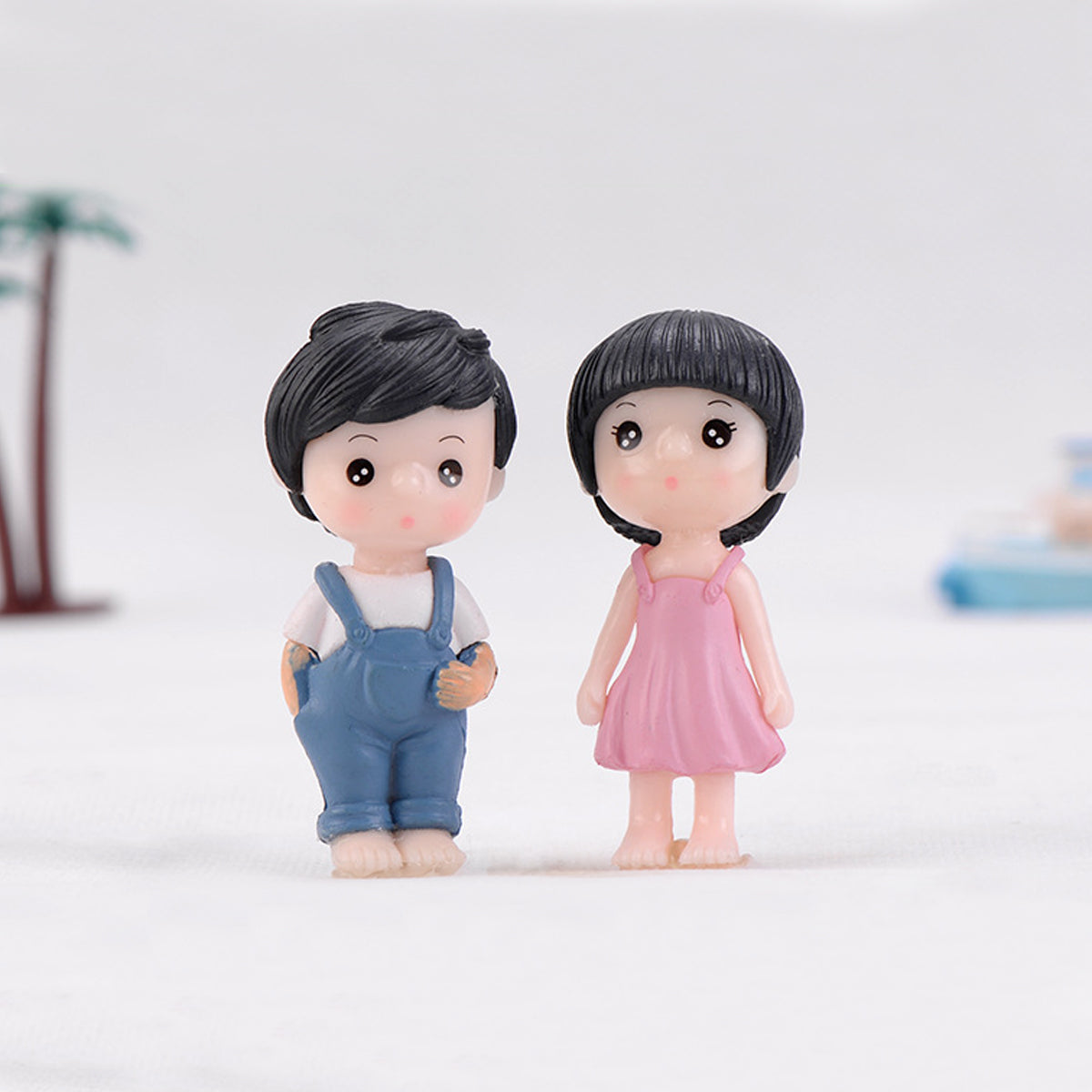 Gallace Couple-2( Miniature toys , cake toppers , small figuine, Valentine couple)