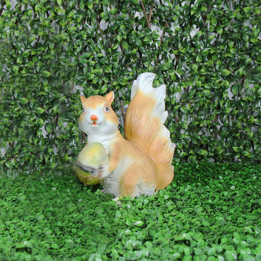 Squirrel Statue for Garden Decoration