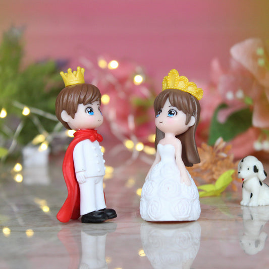 Cute King and Queen-1 (Red and White)( Miniature toys , cake toppers , small figuine, Valentine couple)