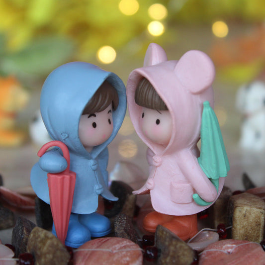 Raincoat Couple-1 (Pink and Blue)( Miniature toys , cake toppers , small figuine, Valentine couple)