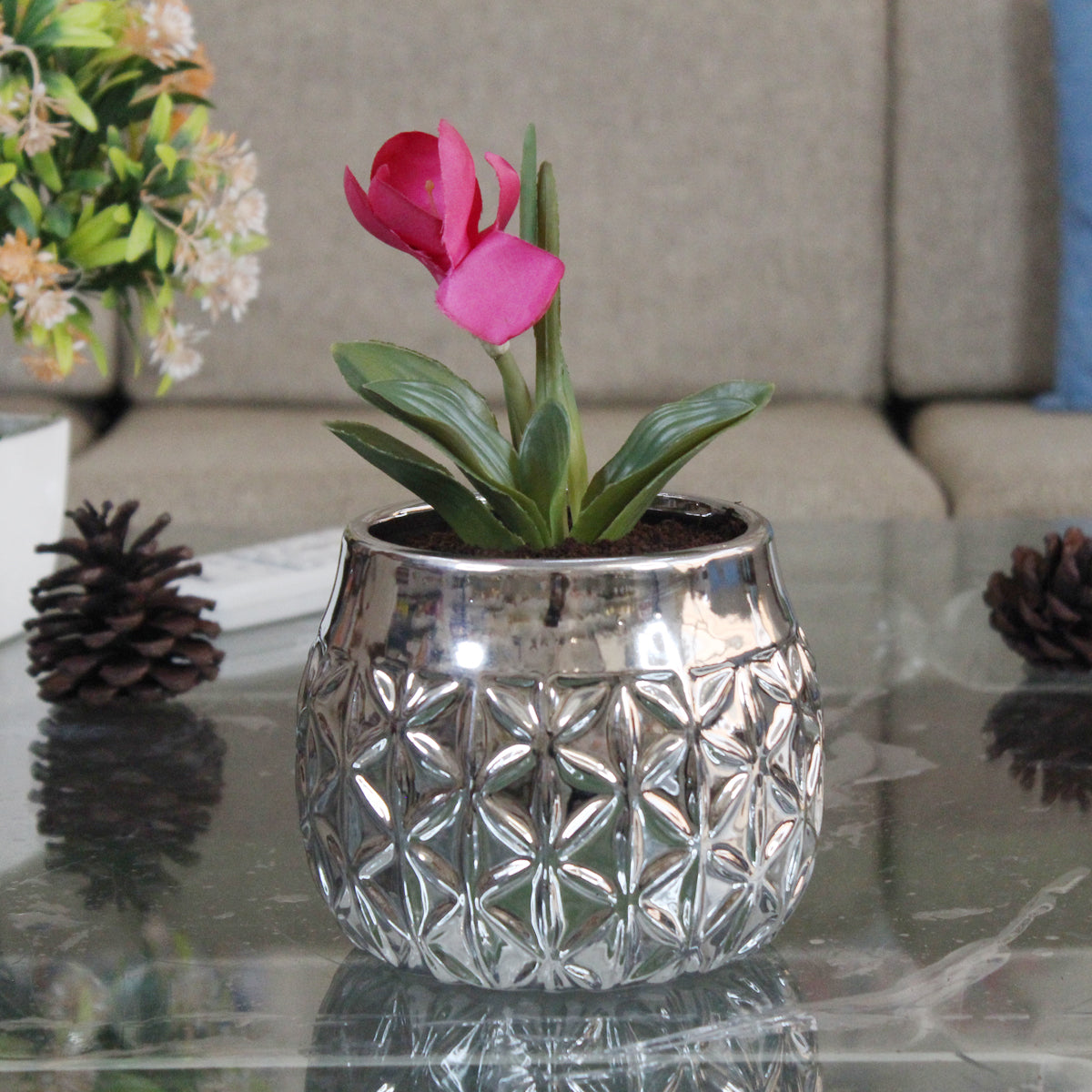 Silver Cross design pot