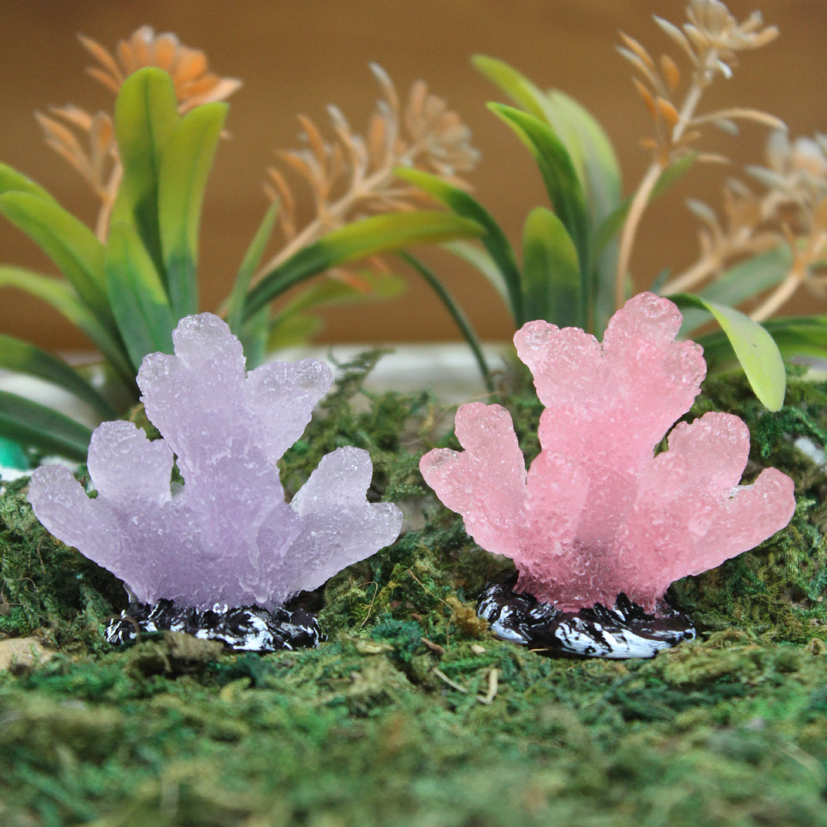 Wonderland imported miniatures ( pack of 4 ) corals