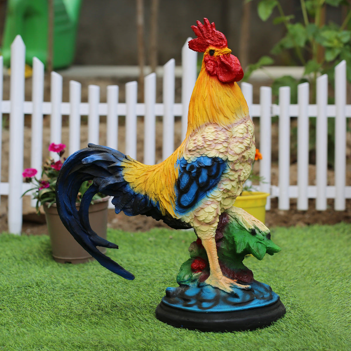 Big Hen Garden Statue for Indoors and Outdoor Decoration