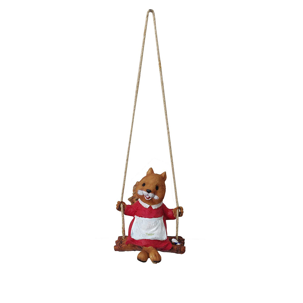 Swinging Girl Squirrel Statue to Hand for Garden Decoration