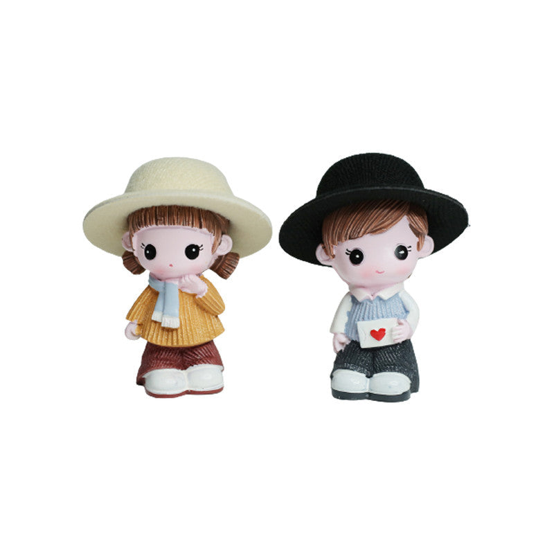 Wonderland ( Set of 2) Love couple with hate Miniature| figurine statue| home décor| gift articles | gift item