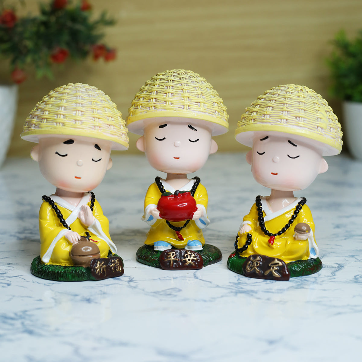 Wonderland (Set of 3) Meditating monk with  shaking head | monk statue| home décor| gift articles | gift item