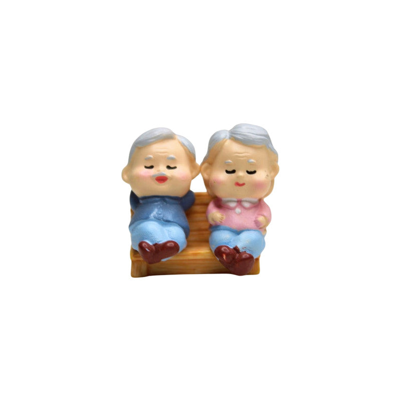 Wonderland imported miniatures ( pack of 4 ) grandma grandpa