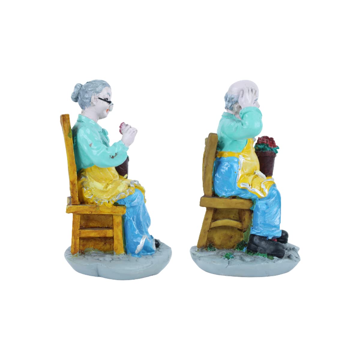 Old Couple Sitting on Chair Statue