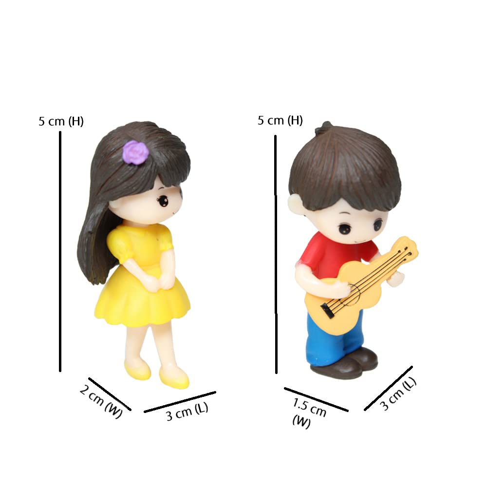 (Set of 1) Girl & boy Playing Guitar Couple Garden Miniature for Landscape Decoration